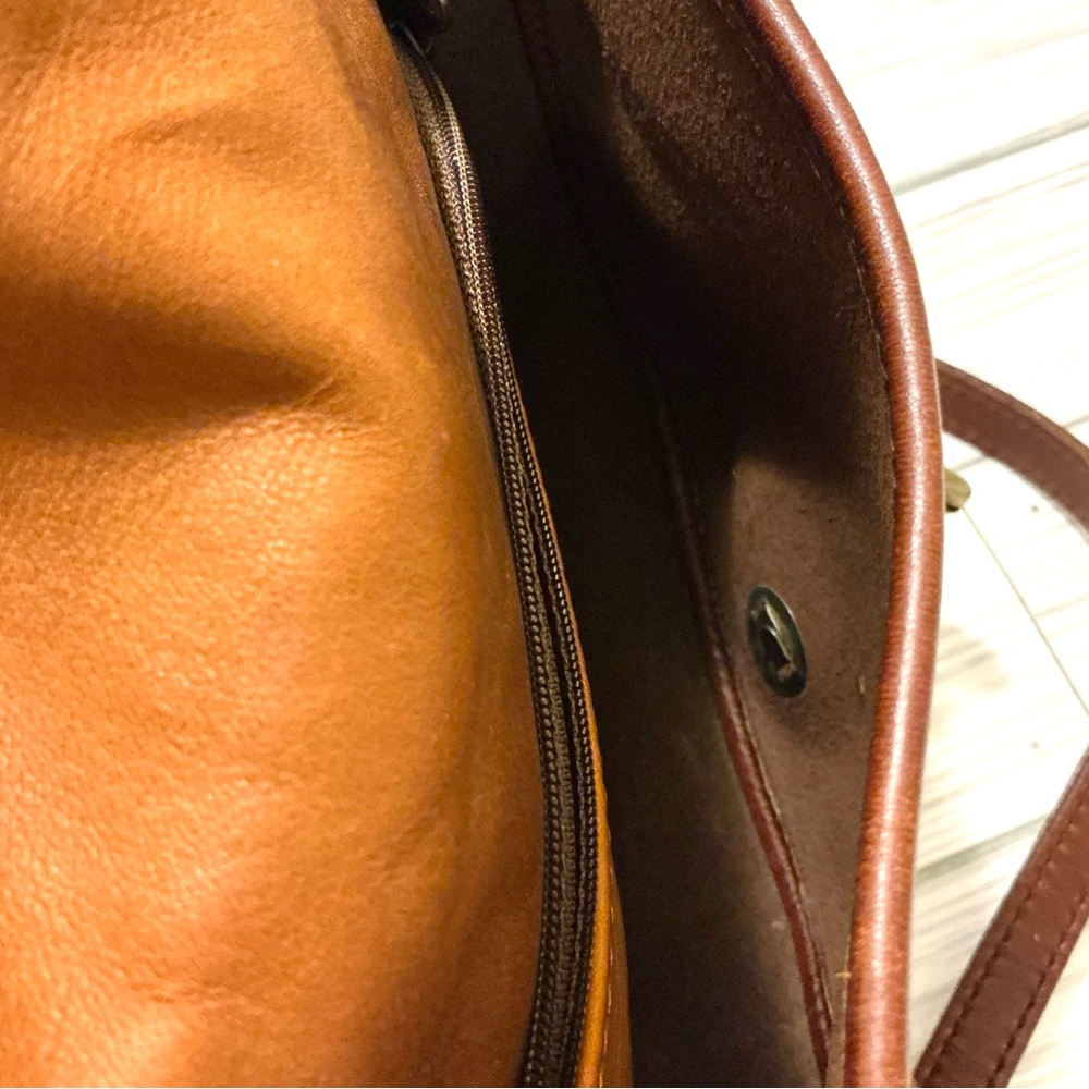 Brown Vintage Boho Style Leather Crossbody Bag - Picture 12 of 16
